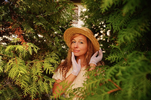 色能夠與俱 色能夠與俱